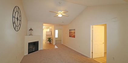 11370 Clubhaven Unit #103, Raleigh