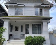 909 16th Avenue, Seattle image