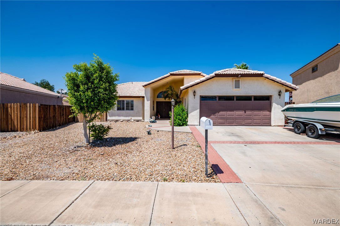 695 S Primrose Lane, Bullhead City, 86442