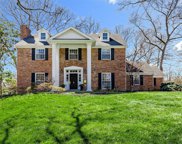 16 Fair Oaks  Drive, Ladue image