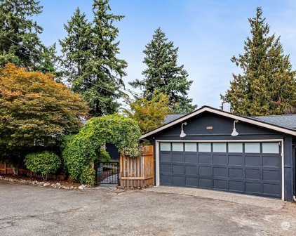 13512 40th Avenue NE, Seattle