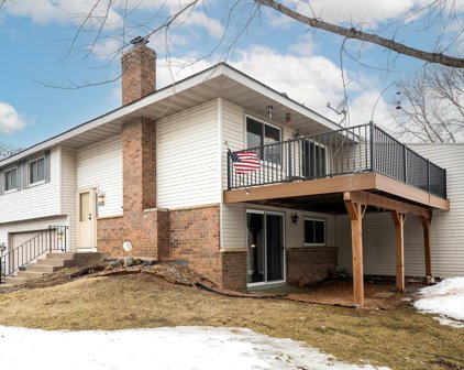 4166 Sylvia Lane S, Shoreview