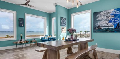 7706 White Sands Blvd, Navarre Beach