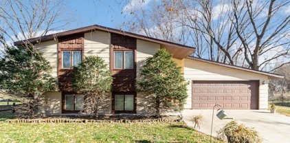 5272 Red Oak Drive, Mounds View