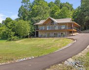 3327 Clear Valley Dr, Sevierville image