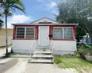 327 Nw 23rd Ct, Miami image