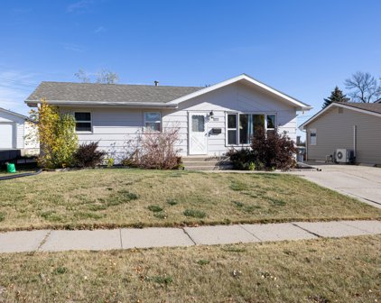 1804 6th Avenue NW, Mandan