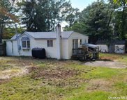 51 Highview Avenue, Selden image