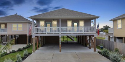 263 Bay Oaks Drive, La Porte
