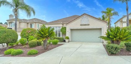 2112 View Crest Gln, Escondido