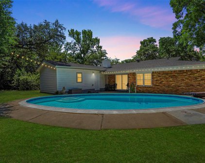 6213 Dovenshire  Terrace, Fort Worth