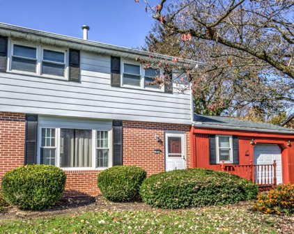 77 Circle Dr, Ephrata