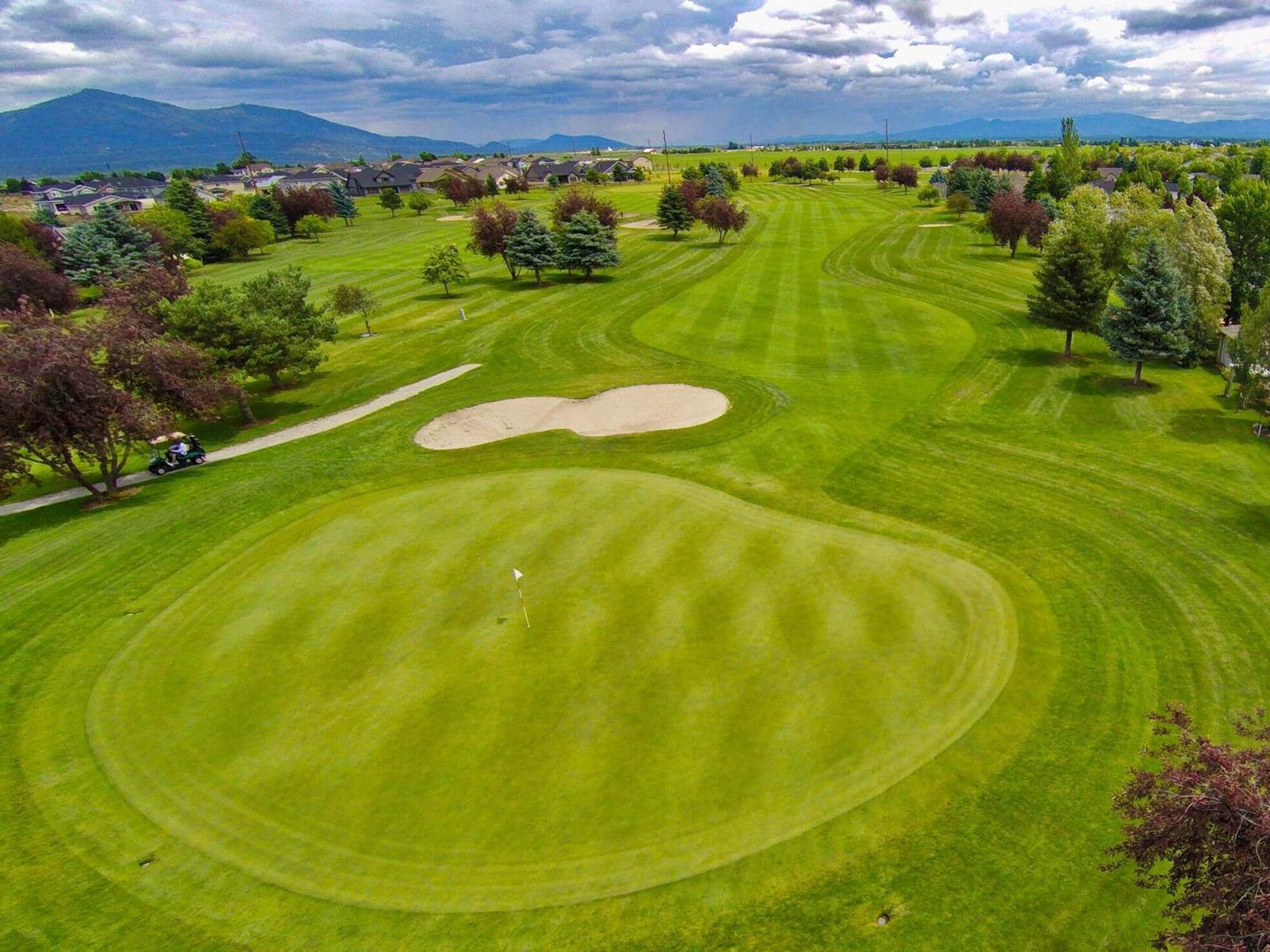 Search homes for sale on golf course lots in North Idaho