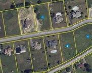 2725 Cobblestone Dr, Schnecksville image
