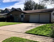 2124 Meadow Dale, Irving image