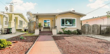 2708 Humboldt Ave, Oakland