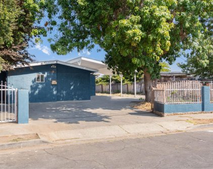 2887 Fordham ST, East Palo Alto