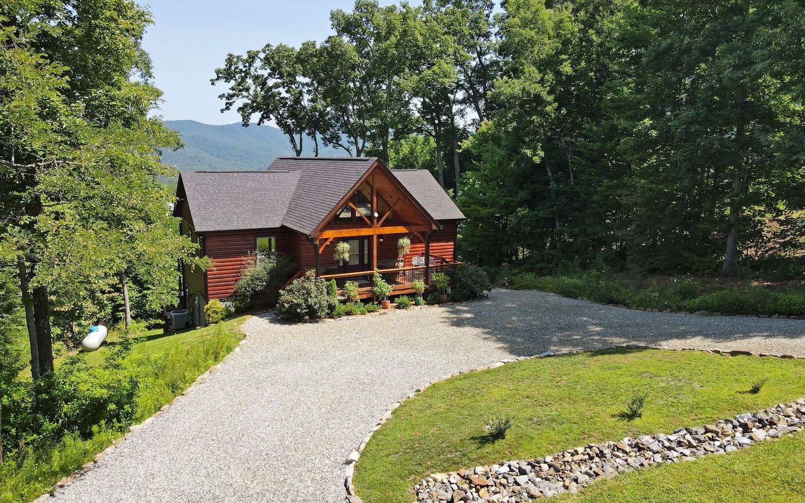 891 Summit Way, Blairsville, 30512