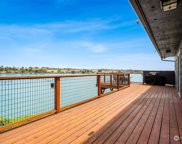 1201 W Lakeside Drive, Moses Lake image