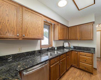 3548 Roosevelt Street NE, Saint Anthony