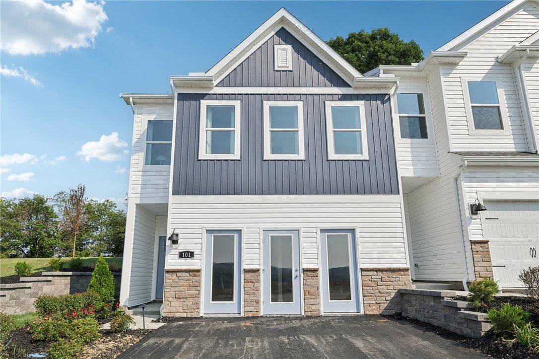 130 River Ridge Drive, Moon/Crescent Twp, 15108