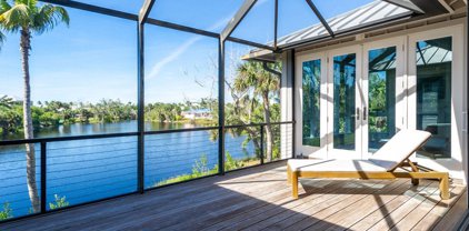 4389 Gulf Pines Drive, Sanibel