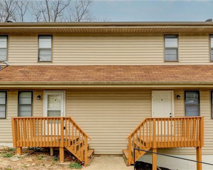 10902 NW crooked Road Unit #A, Parkville