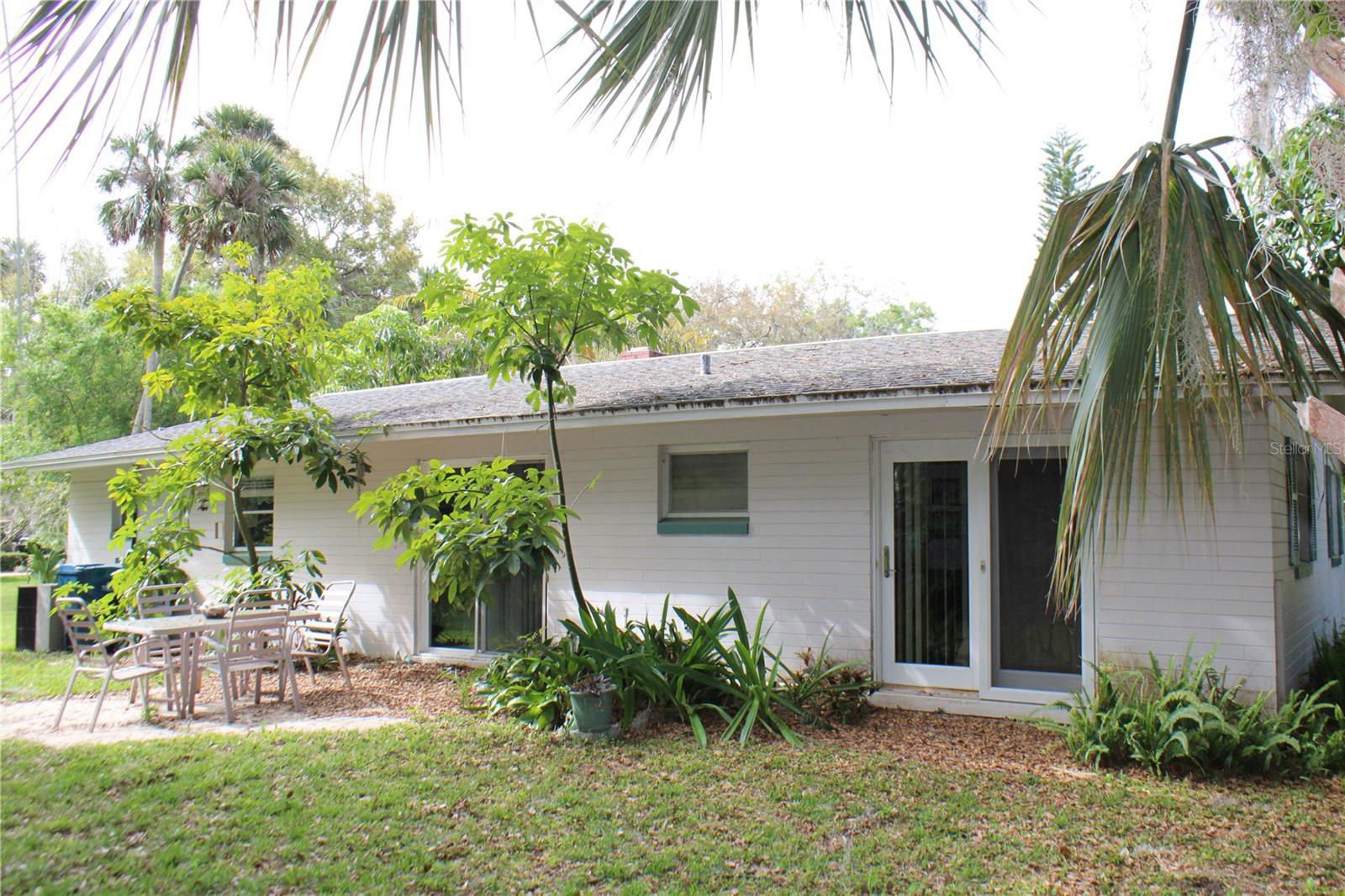 495 Oliver Drive, New Smyrna Beach, 32168