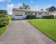 18 Spring Lake Drive, Kingston image