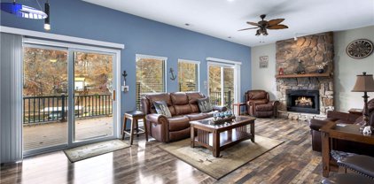 161 Run Drive, Camdenton