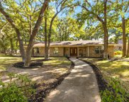 2905 Wentwood  Drive, Grapevine image