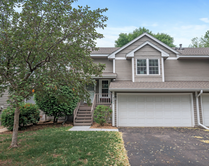 8082 Curtis Lane, Eden Prairie