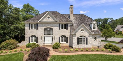 9390 Warburton Ct, Alexandria