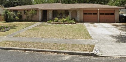 602 Royal Ct, San Antonio