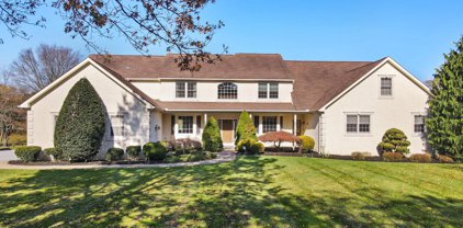 1105 Carroll Hill Dr, West Chester