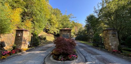 Lot122 W Stone Drive, Blowing Rock