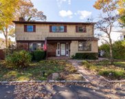 428 Higbie Lane, West Islip image