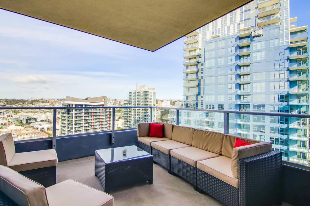 balcony bayside condos