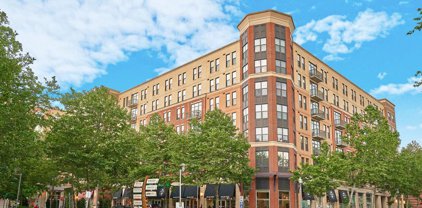 444 W Broad St Unit #527, Falls Church