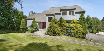 34 Nicole Way, Mahopac