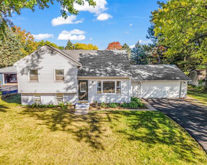 2551 Robin Lane, New Brighton