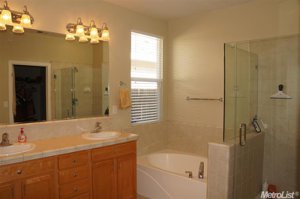 Lincoln Crossing home for sale