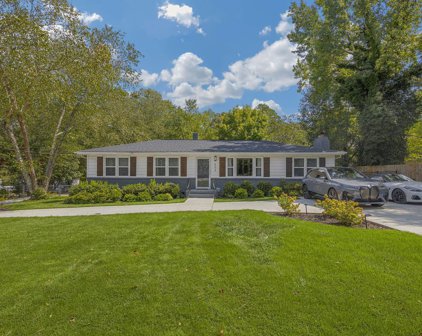 603 Bear Dr, Greenville