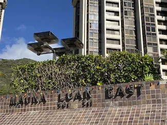 Mauna Luan Sign