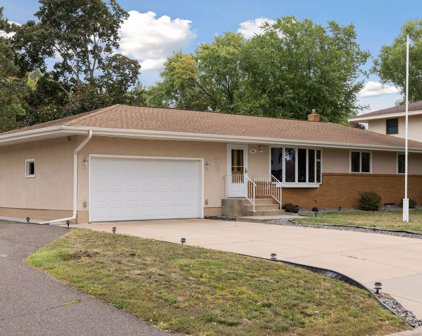431 Eldridge Avenue E, Maplewood