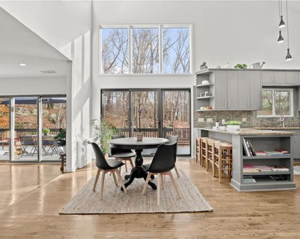 11 Patterson Road, Pound Ridge