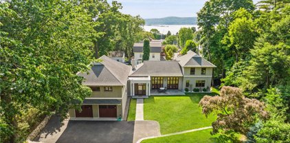 20 Elm Park, Irvington