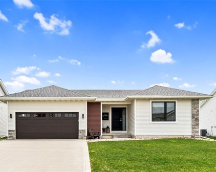 821 NE Meadow Landing Drive, Ankeny