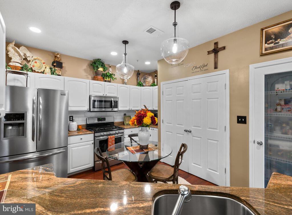 2400 Chestnut Terrace Court Unit 304, Odenton, 21113