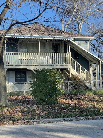 7050 W 74 Street, Nottingham Park